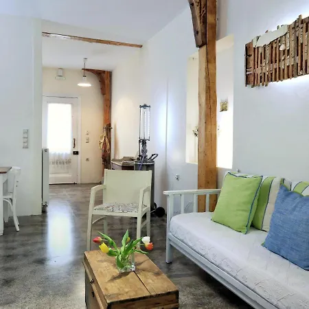 Apartman Tramezzo Designer's House