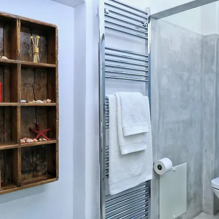 Apartman Tramezzo Designer's House *