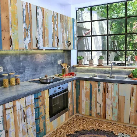 Tramezzo Designer's House Apartment Lefkada City